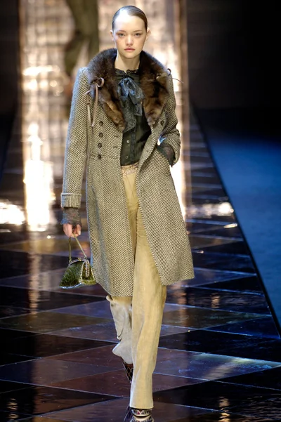 Look 15